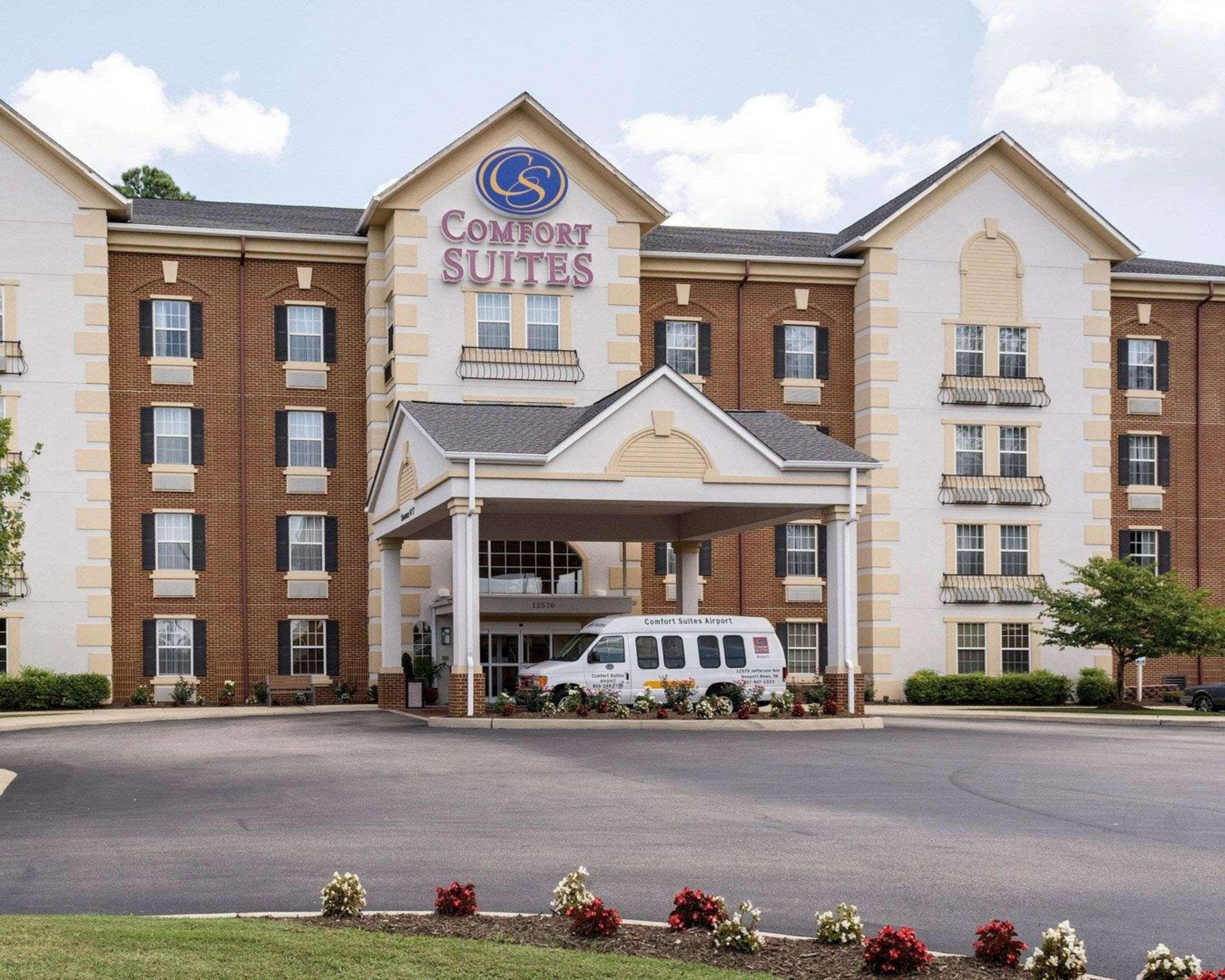 Comfort Suites Newport News Airport Екстериор снимка