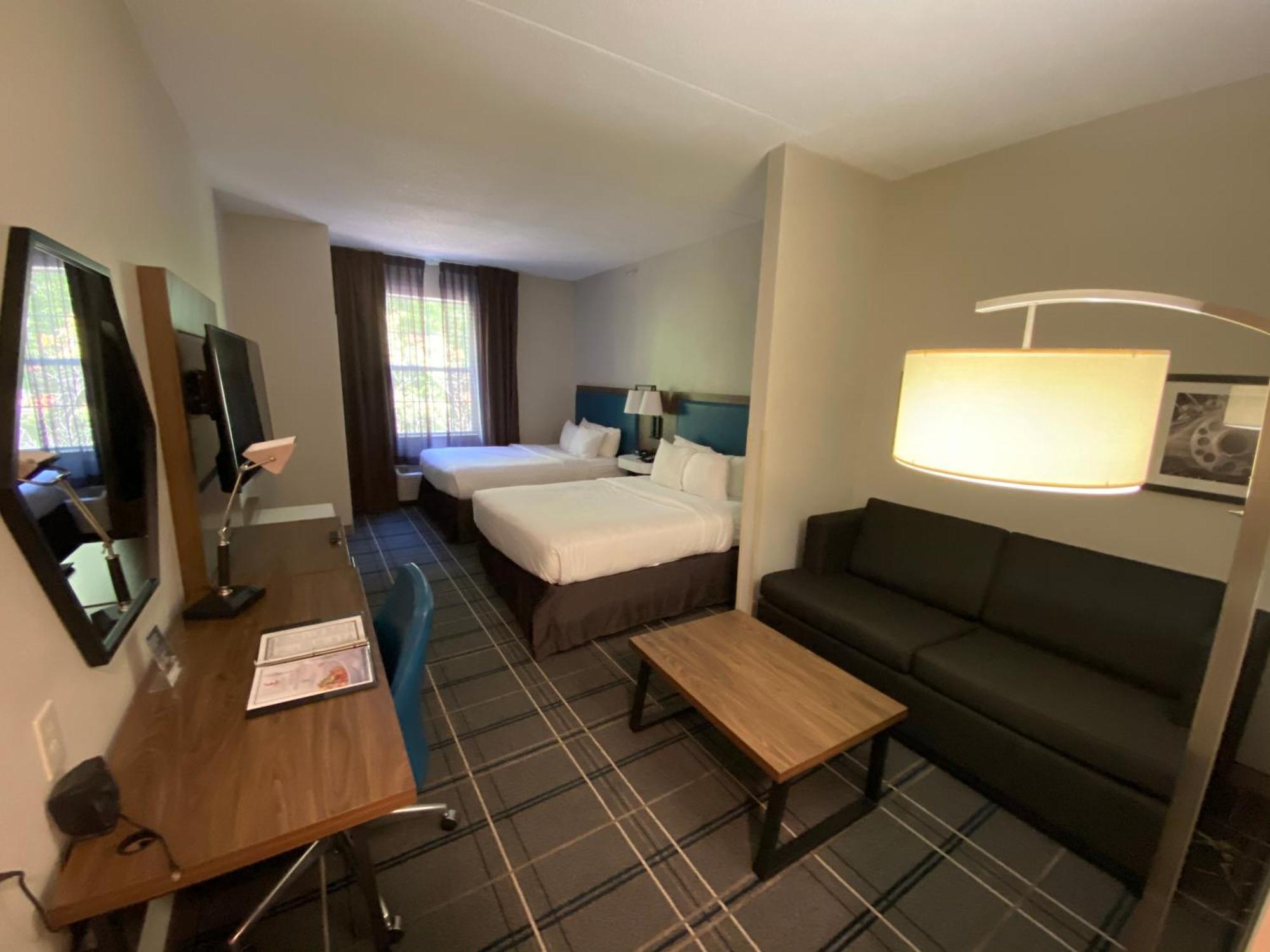 Comfort Suites Newport News Airport Стая снимка